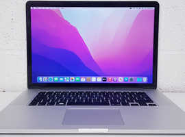 15'' Apple MacBook Pro, Intel core i7, 16GB RAM & 256GB SSD, MacOS Monterey