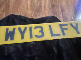 Private number plate with transfer fees