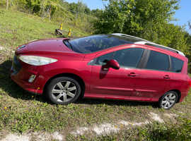 Peugeot 308, 2011 (61) red estate, Manual Diesel, 138,000 miles