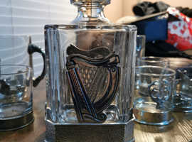 Chrystal pewter decanter and 2 tankerds and6 whisky glasses