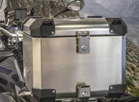 BNIB BUMOT DEFENDER EVO TOP BOX & MOUNTING PLATE FOR BMW R1200/1250GSA LC