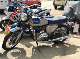 1977 Triumph T140 Silver jubilee 750 Bonneville with a genuine 72 miles on it for sale £8000