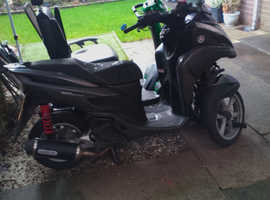Motorcycle Yamaha Tricity mw125