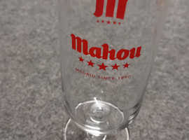 1 case of Mahou pint glasses