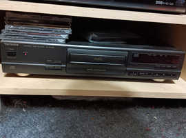 Technics SL-PG390 CD Player For Sale.