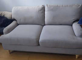 2 sofas .