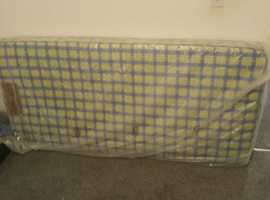 Bargain Single Bed with 2 mattresses