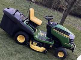 John Deere X166R ride on mower