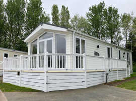 STATIC CARAVAN WITH DECKING FOR SALE IN SUFFOLK NEAR GREAT YARMOUTH AND LOWESTOFT