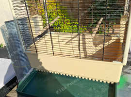 Medium size cage