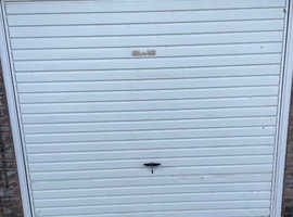 Dry lock up garage for sale £20,000 Chessington.