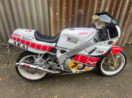 Beautiful 1989 Yamaha FZR 400 £1495 as is or £1895 on the road