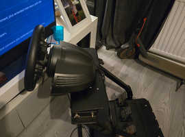 Xbox thrustemaster tmx pro with cockpit