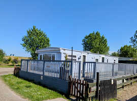 1999 Atlas Super with decking