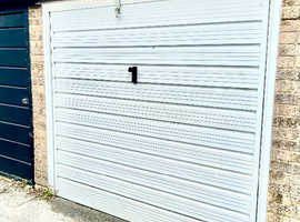 Lockup garage for rent in Calmore