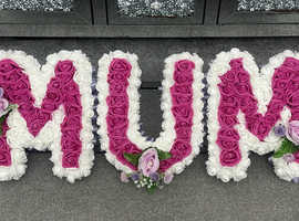 New large mum wreath & stand