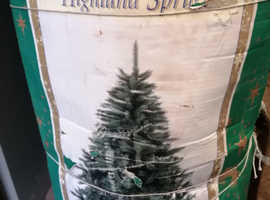 Christmas tree 6ft highland spruce