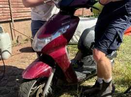 Peugeot Kisbee 49cc spares or repair