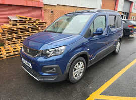 Peugeot Rifter Horizon RE  130ps 1.5 Turbo diesel Automatic 2019 in blue, only 46,000 miles.