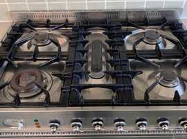 Brittania Range Cooker with Hood