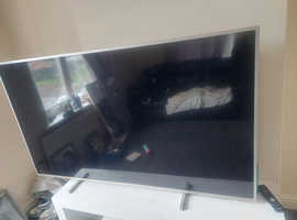 70 inch tv perfect condition