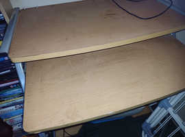 Computer desk