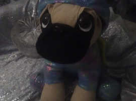 GORGEOUS HUGE PUG IMMACULATE BRAND NEW CONDITION 52 cm