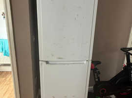 Fridge freezer