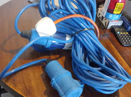 MAINS HOOK-UP CABLE
