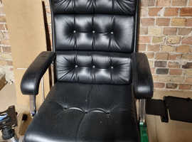 Luxury leather office chair