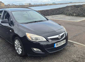 swap for van Vauxhall Astra, 2009 (59) Black Hatchback, Manual Diesel, 165,683 miles