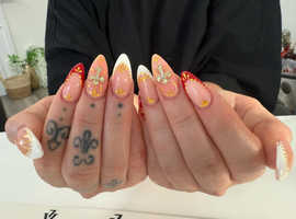 Nails, lashes invernes