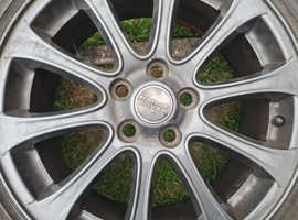 Rangerover 5x120 Alloy Wheels  19inch With Good Tyres