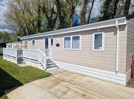Lodge With Decking On The Isle of Wight For Sale/ 12 Month Park/ Static Catavan For Sale/ Free 2024 Pitch Fees/ 2 Bedroom/ Fairway Holiday Park