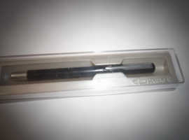 PARKER VINTAGE FOUNTAIN PEN IN ORIGINAL PRESENTATION BOX