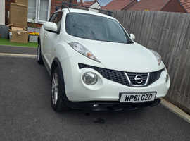 Nissan Juke, 2012 (61) White Hatchback, Manual Petrol, 14,400 miles