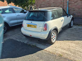 Mini Cooper 2006 (06) White Hatchback, Manual Petrol, 169,800 miles