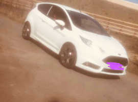 Ford Fiesta st2 montune , 2014 (14) White Hatchback, Manual Petrol, 115,094 miles