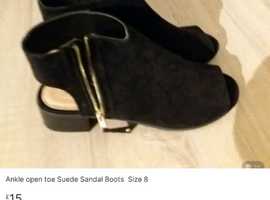 Nice pair of open toe sandal/boot  size 8