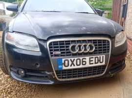 audi a4, 2006 (06) Black Estate, Manual Diesel, 237,293 miles spares or rpair