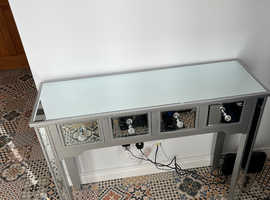 Mirrored table