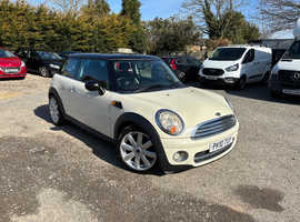 Mini MINI, 2010 (10) White Hatchback, Manual Diesel, 91,686 miles