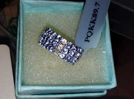 tanzanite and diamond ring