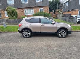 Nissan Qashqai, 2011 (61) Brown Hatchback, Manual Diesel, 58,759 miles