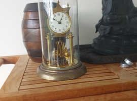 ANTIQUE 400 DAY ANNIVERSARY CLOCK IN WORKING ORDER
