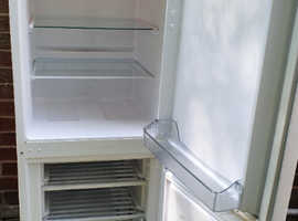 fridge freezer(delivery available)