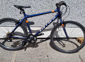 2 mountain bikes for sale