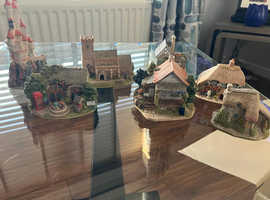 Collection of Lilliput lanes