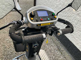 VITESS 2, by QUINGO, mobility scooter, only 500 miles.