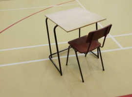 Second-Hand Exam Tables & Chairs - Great Condition